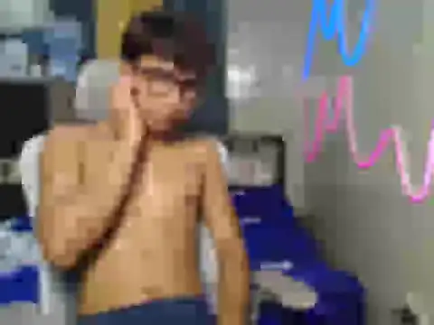 ur_hottestjonny (M young) - Public cumshow