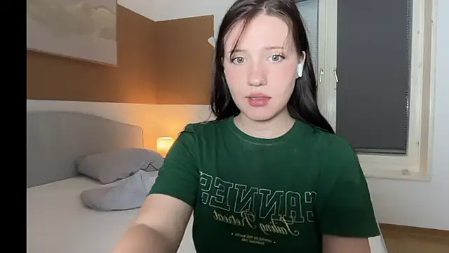 bikinibottom001 webcam