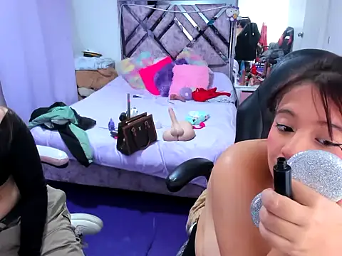 naomi_johnson webcam
