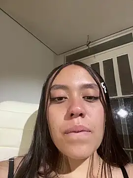Marianela_Pink webcam