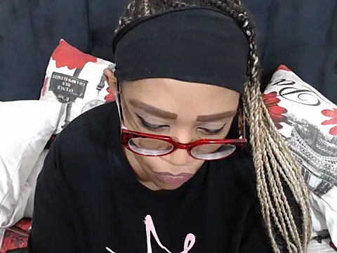 SultryDivax webcam