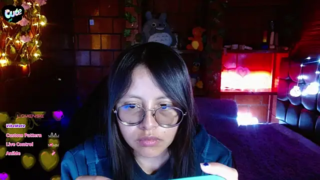 MidoriQuiinn webcam