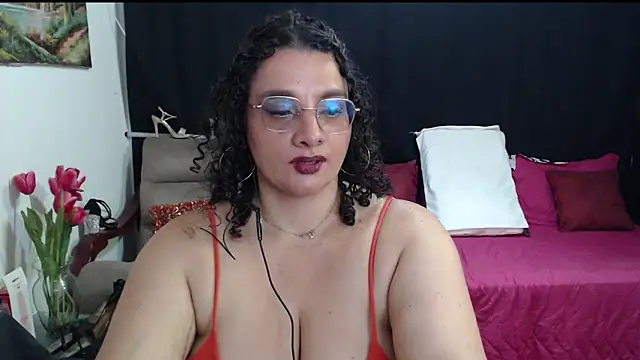 aleja_gonzales - Aleja_Gonzales's free webcam - UK Sex Cams