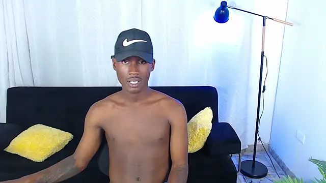 alexaandro18 webcam