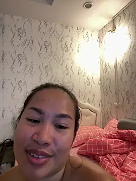 Ponthip webcam