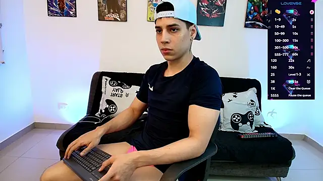 jonathanjoestar_ - Jonathanjoestar_'s free webcam - UK Sex Cams
