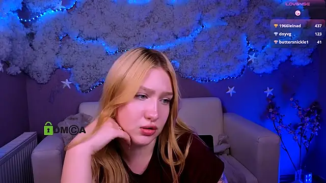 playful_sophie webcam