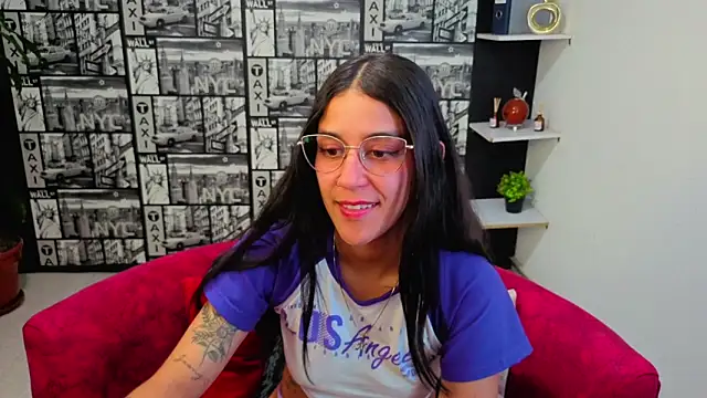 danielamonroe - DanielaMonroe's free webcam - UK Sex Cams
