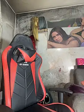 innocenttemplegirl webcam