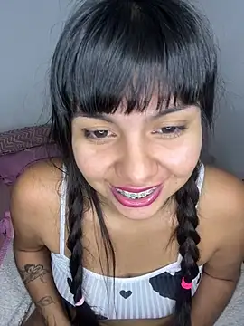 Miaaromero webcam