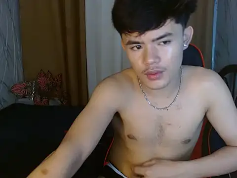 yourjeuxx_69 webcam