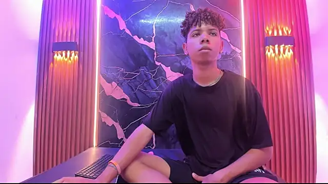 Amers_bigcock webcam