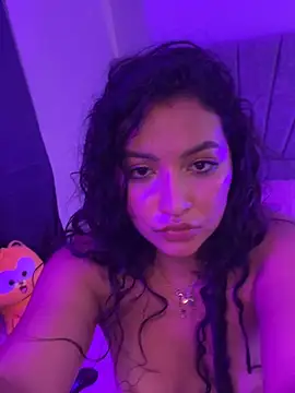 Amoree69 webcam