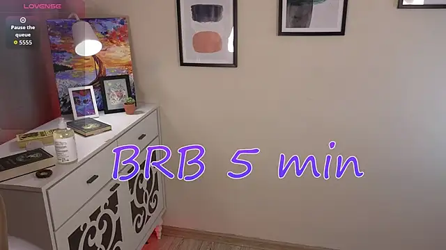 Umia_Bordered