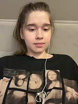 HornyGirlH