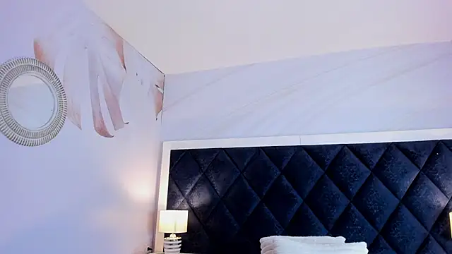 Zara_Holly_ webcam