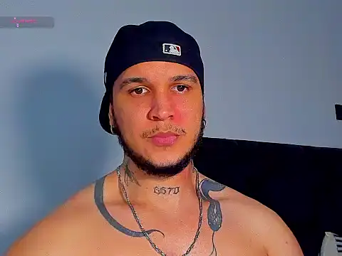 jacob_lautnerr webcam