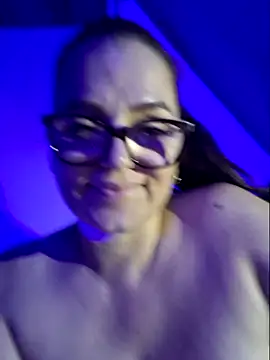 MariaPau_83 webcam