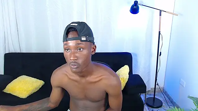 alexaandro18 webcam