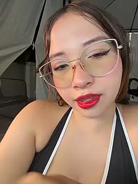 AliciaWhite_nt live cam on StripChat