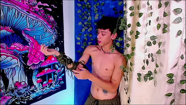 Thedoll_ethan7