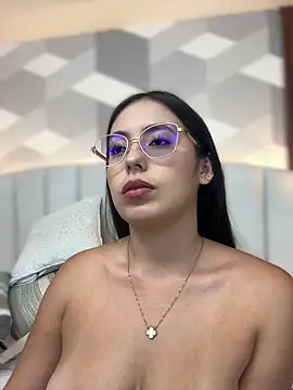 Julietasantos__ webcam