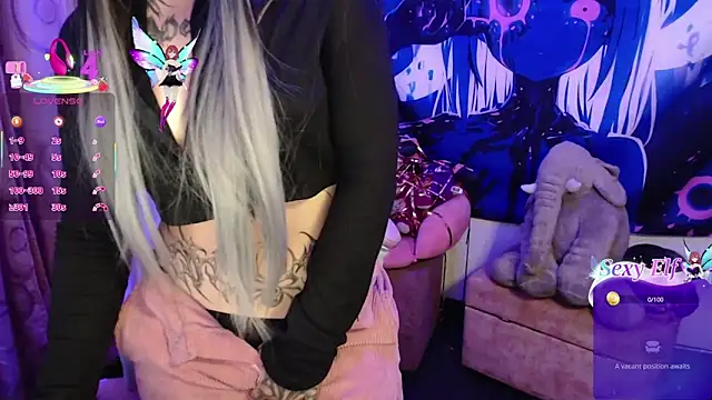 GamerCarrie webcam