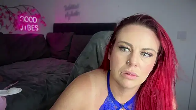 redxxxvixen webcam