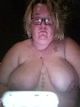 diosacurvy1984 webcam