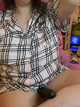 w3tkittty (G young) - Pussy flash