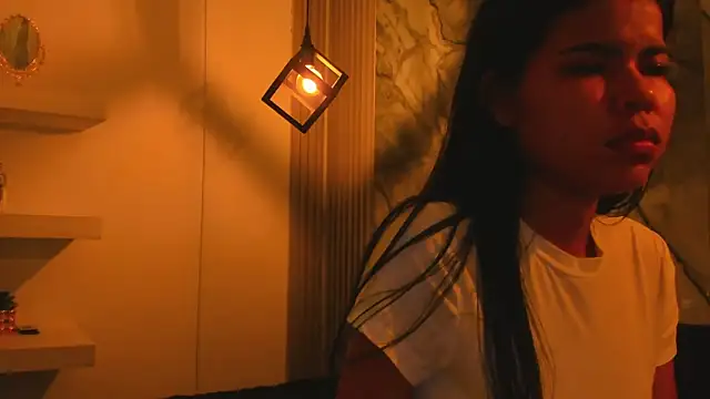 IsabellaMonet webcam