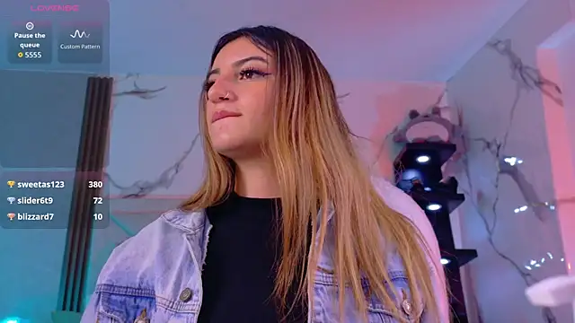 Watch _aitana_001 live on EroticFlix - High definition streams