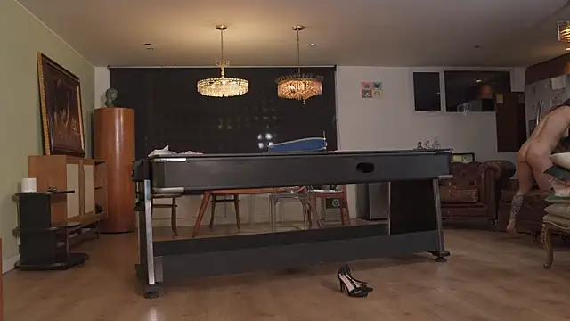 riley_bensongh webcam