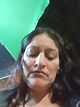 sammy_30- (Ask my age) - Off My Bra in public 🥳🥳🥳