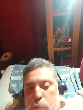 PilotingMuchness webcam