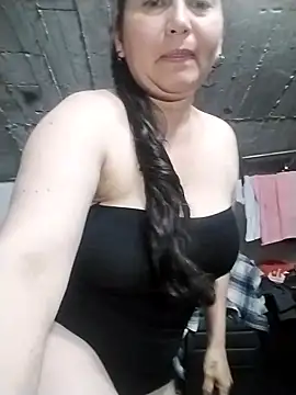 dayis_2 (F milf) - Show my tits 💕💕😈