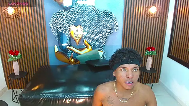 Chris_Hott webcam