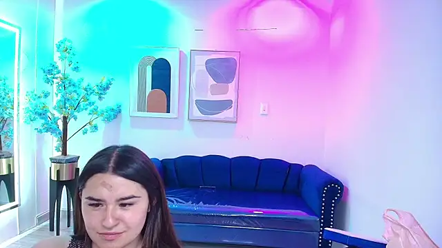 Anya_Volke webcam