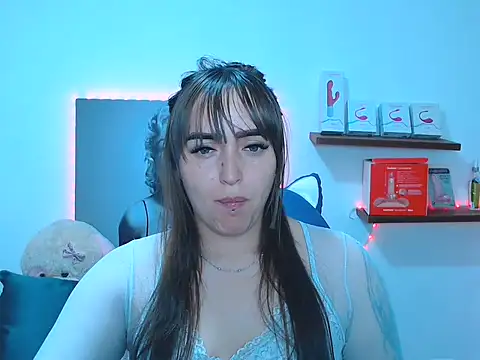 anyela_bubble18 (F young) - show fingers in pussy