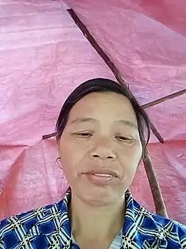 elfledaa (F milf) - I am a poor girl, please help me.