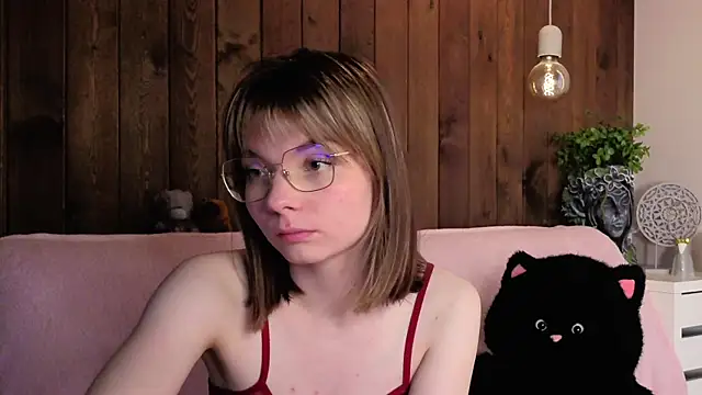 IvoryPesante webcam