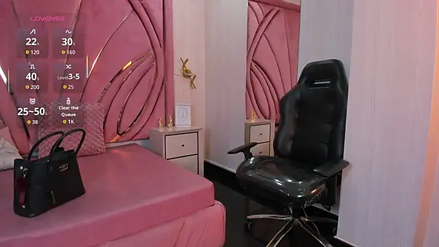 pamelaQenn2 webcam