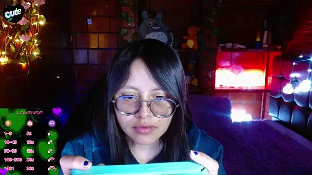MidoriQuiinn webcam