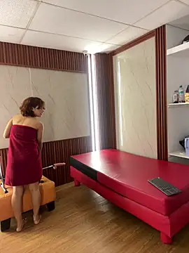 Watch Eva_Feller69 live on EroticFlix - High definition streams