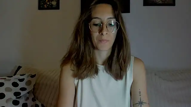 Watch DesireMore90 live on EroticFlix - High definition streams