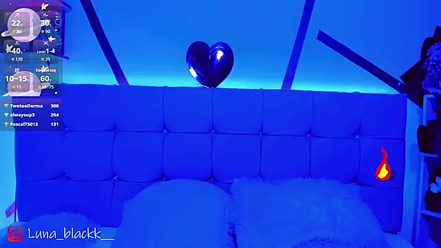 Luna_blackk webcam