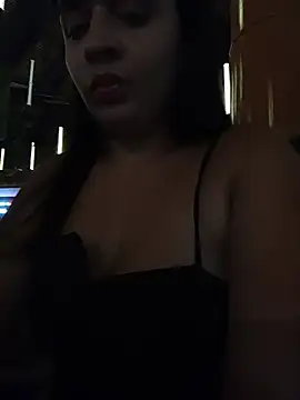 Julieth_hot-69 webcam