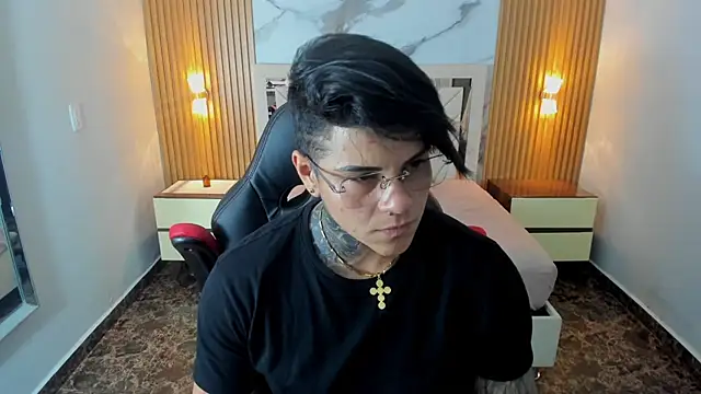 KAROLLJONES1 webcam