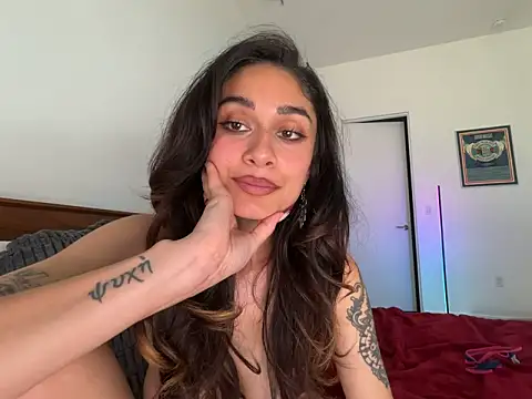 Watch Missbellabree live on EroticFlix - High definition streams