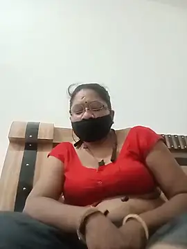Menka_cut34 webcam